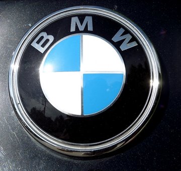 Touch up paint for 1996 BMW.