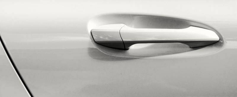 Absolute White touch up paint for Suzuki