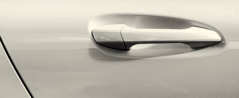Alpine White touch up paint for Cadillac