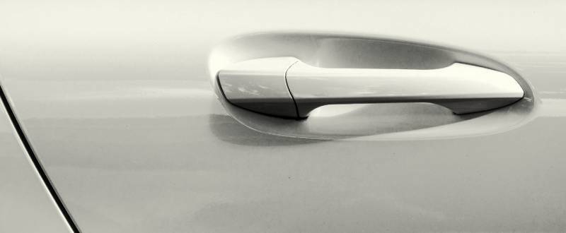 Alpine White touch up paint for Nissan