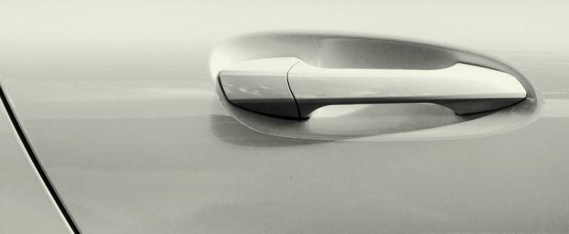 Alpine White III touch up paint for BMW