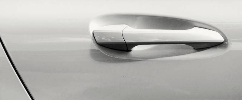 Arctic White  touch up paint for Dodge