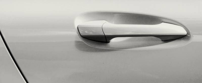 Argento Metallic touch up paint for Ferrari