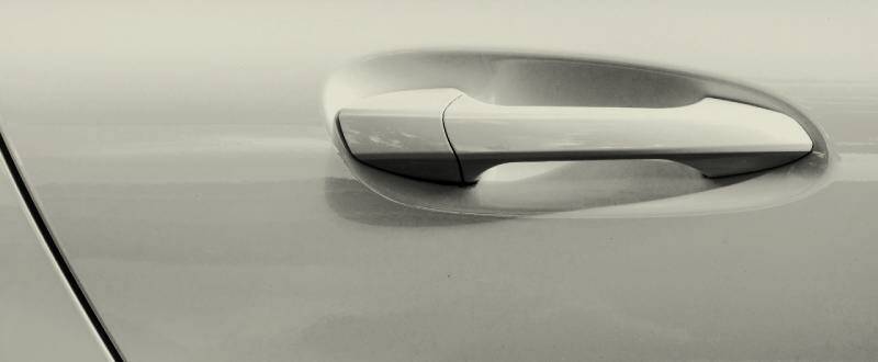 Baltoro Ice Pearl touch up paint for Land-Rover