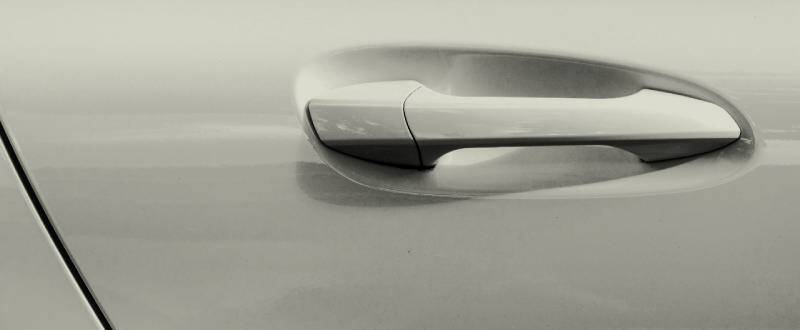 Beige Pearl touch up paint for Mitsubishi