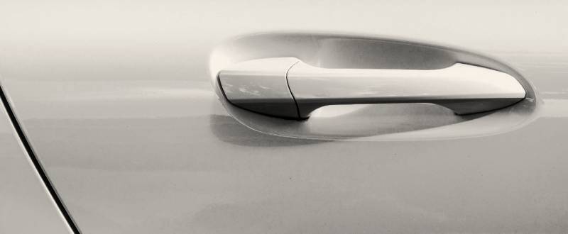 Bianco Alpi Tricoat touch up paint for Maserati