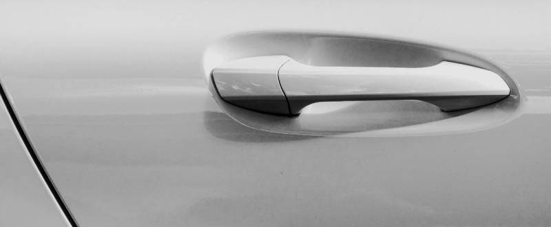 Bianco Alpi Tricoat touch up paint for Maserati