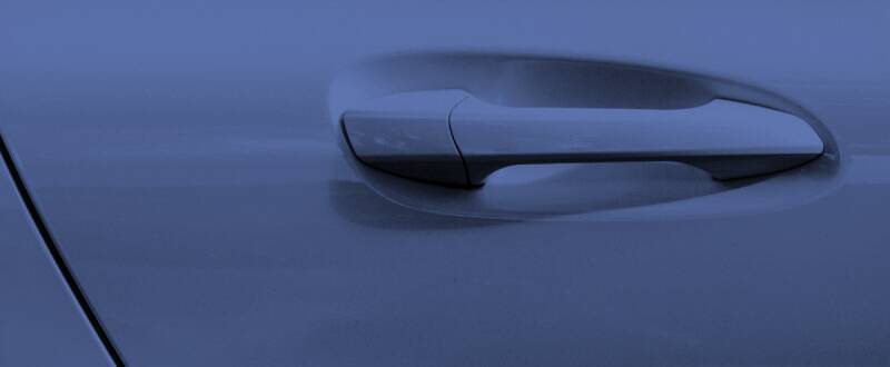 Blue Me Away Pearl touch up paint for Chevrolet