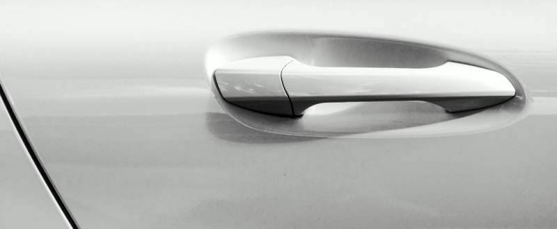 Bright White  touch up paint for Chrysler