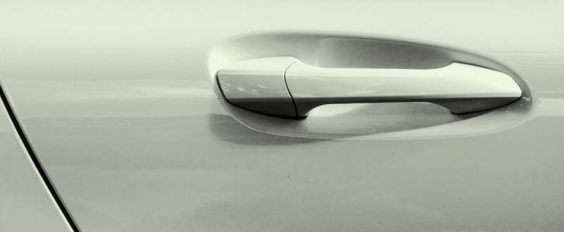 Bright White  touch up paint for Chevrolet