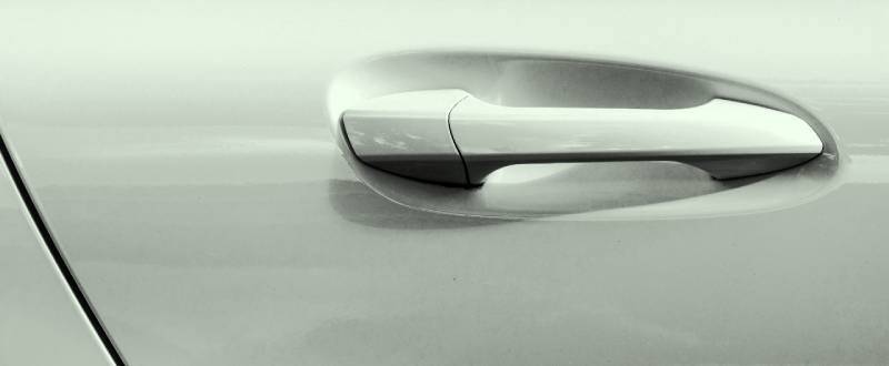 Bright White touch up paint for Dodge