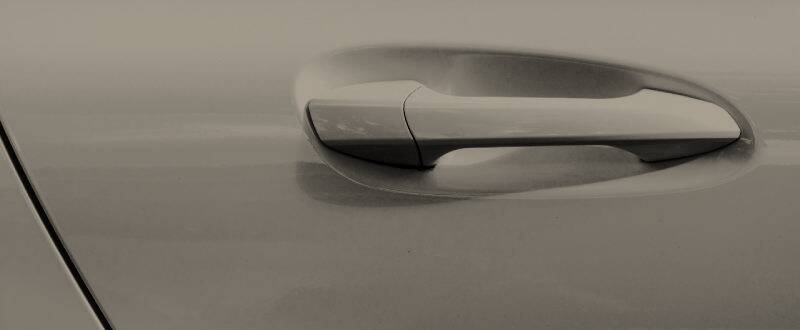 Brite Platinum Metallic touch up paint for Eagle
