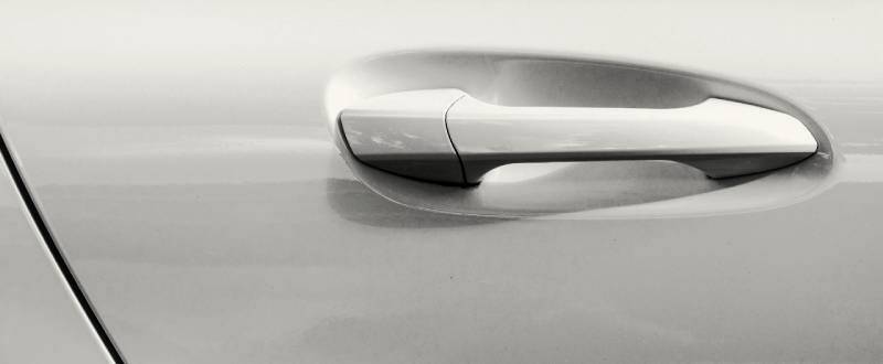 Calcite White touch up paint for Mercedes-Benz