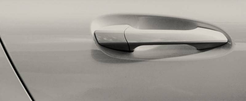 Canyon Yellow Tri-Coat Pearl touch up paint for Cadillac