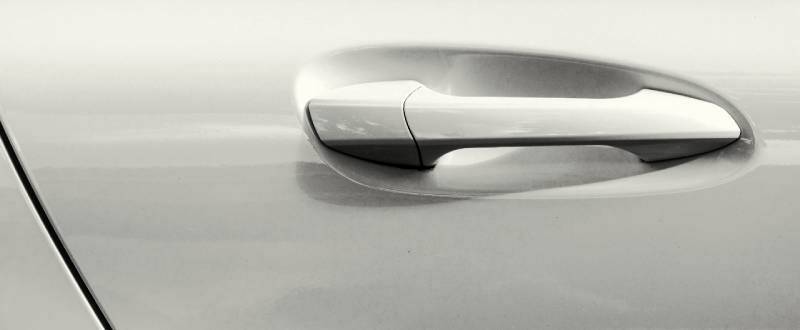 Cascade White touch up paint for Volvo