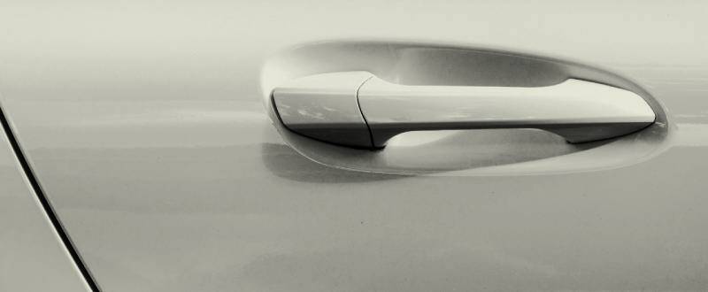 Ceramic Pearl Tricoat touch up paint for Ford