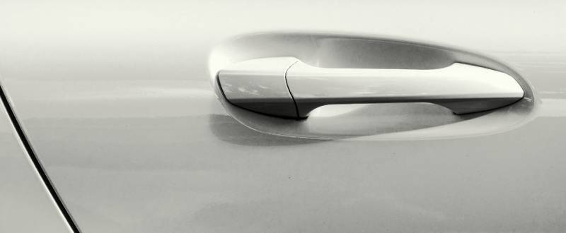 Chawton White touch up paint for Land-Rover