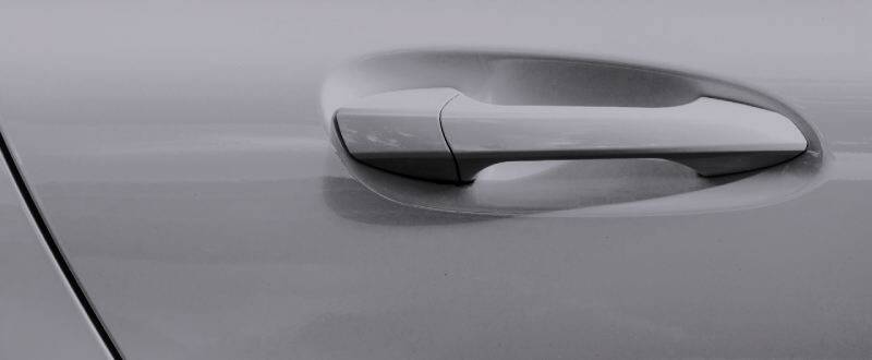 Cosmic Quartz Metallic  touch up paint for Isuzu