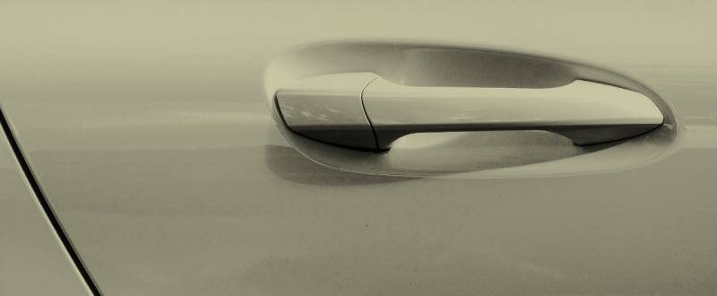 Crayon touch up paint for Porsche