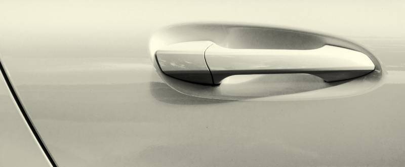 Cream White  touch up paint for Saturn
