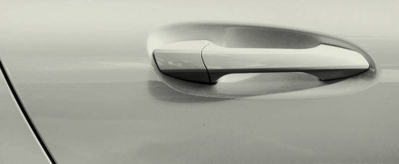 Creamy Tri-Coat Pearl touch up paint for Eagle