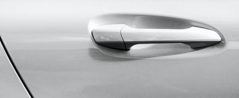 Diamond White touch up paint for Ford