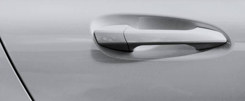 Dove Metallic touch up paint for Peugeot