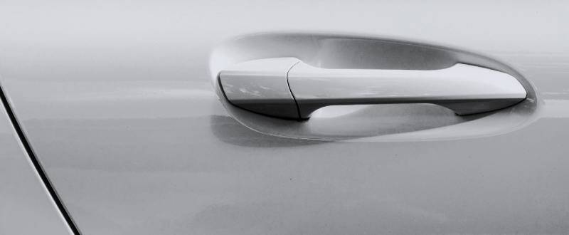 Electric Silver Metallic touch up paint for Volvo