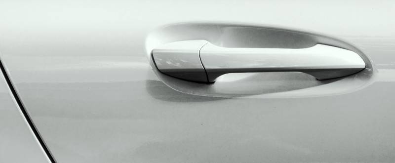 Fremont White touch up paint for Mitsubishi