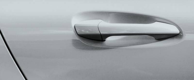 Glacier Metallic touch up paint for Chrysler