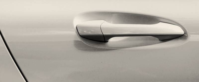 Glacier White Pearl Tricoat touch up paint for Volkswagen