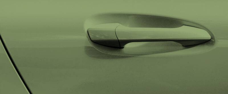 Hallasan Gren Pearl touch up paint for Genesis