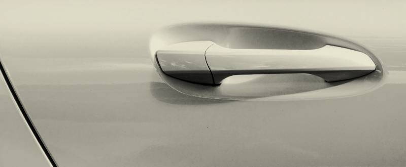 Ivory Pearl Metallic Tri-coat touch up paint for Lincoln