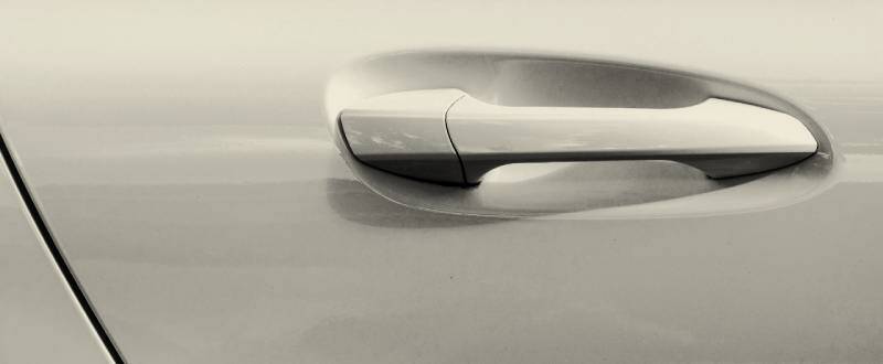 Ivory Pearl Tricoat touch up paint for Dodge
