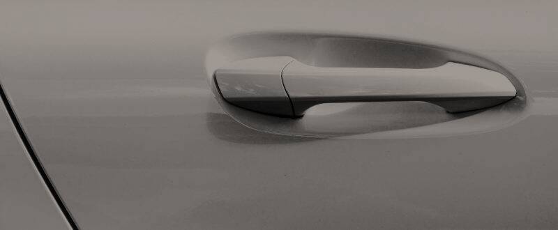 Kensington Gray Metallic touch up paint for Mitsubishi