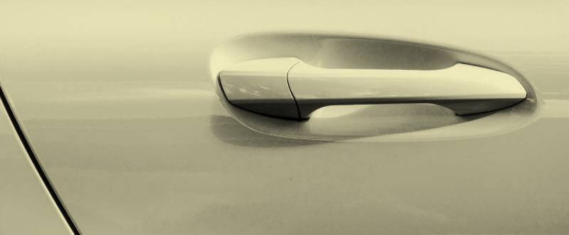 Light Ivory Cream touch up paint for Dodge