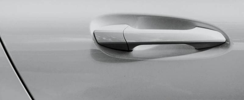 Light Pearl Gray touch up paint for Cadillac