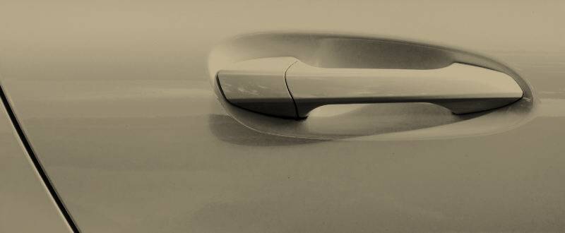 Light Sandrift Metallic  touch up paint for Chevrolet