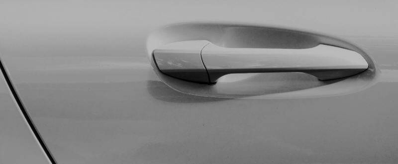 Light Silver Star Metallic touch up paint for Dodge