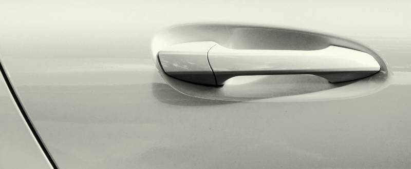 Mawson White touch up paint for Mitsubishi