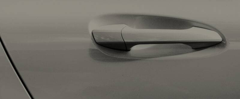 Mercury Gray Metallic touch up paint for Mitsubishi
