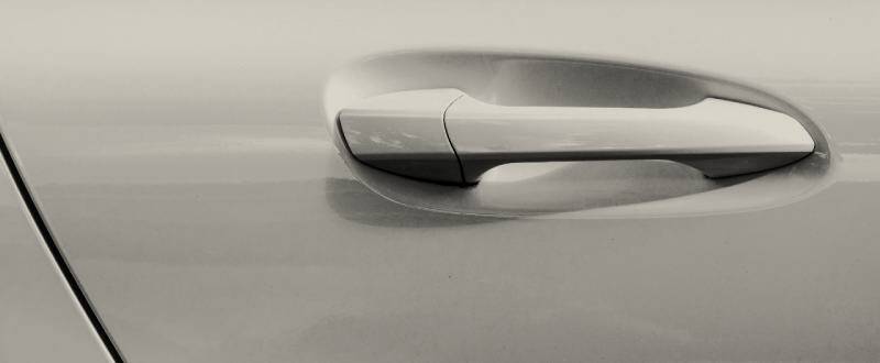 Minden Silver Pearl touch up paint for Mitsubishi