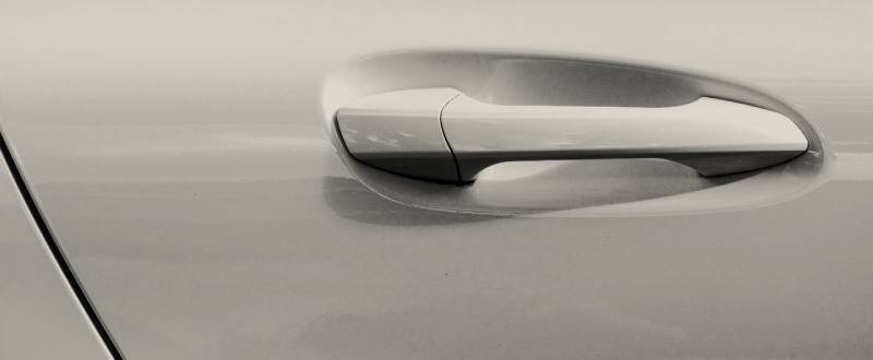 Minden Silver Pearl touch up paint for Mitsubishi