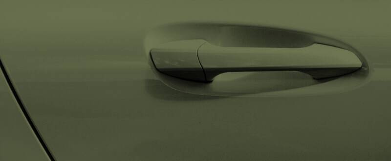 Mosswood Metallic touch up paint for Land-Rover