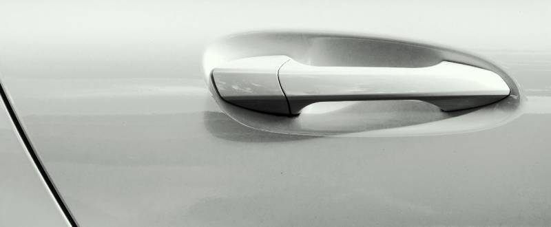 Noble White touch up paint for Hyundai