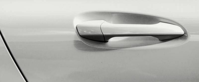 Olympic White  touch up paint for Isuzu