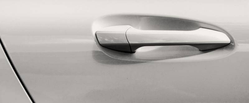 Olympic White (matt) touch up paint for Chevrolet
