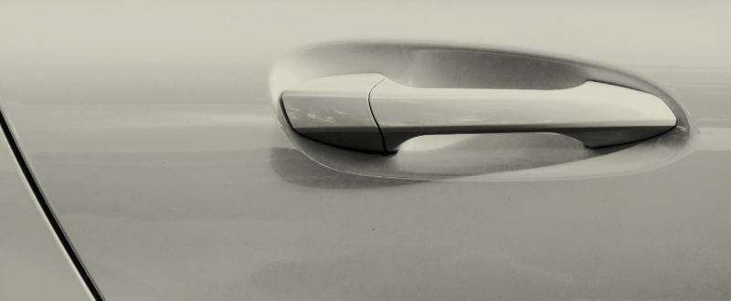 Pearl White touch up paint for Volkswagen