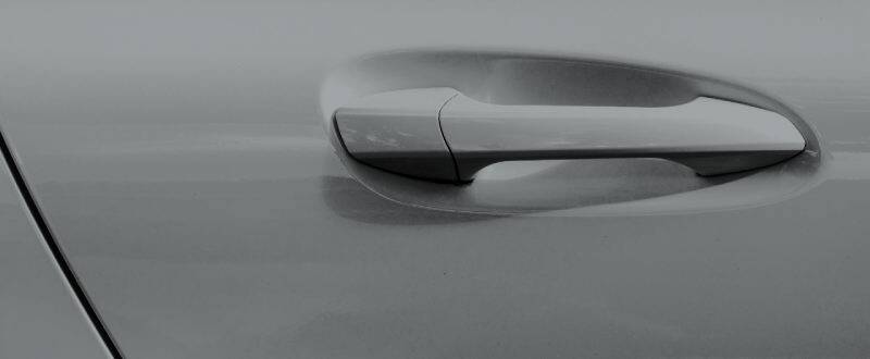 Pewter Metallic touch up paint for Isuzu