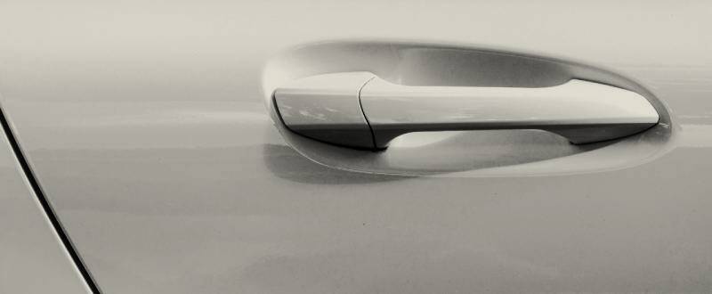 Pewter Metallic touch up paint for Mitsubishi